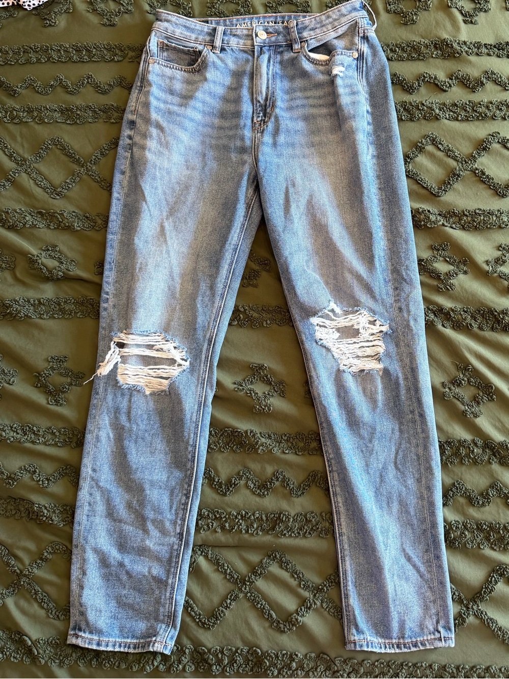 American Eagle Mom Jeans